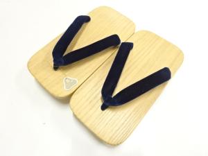 未使用品　おき宗　鼻緒ビロード　男物桐下駄(24センチ)